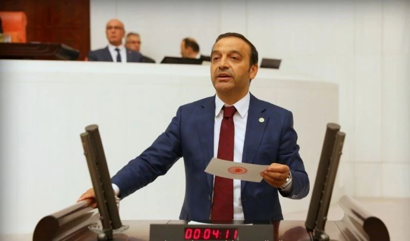 Özyürek: Yorulmadan çalışmaya devam edeceğiz
