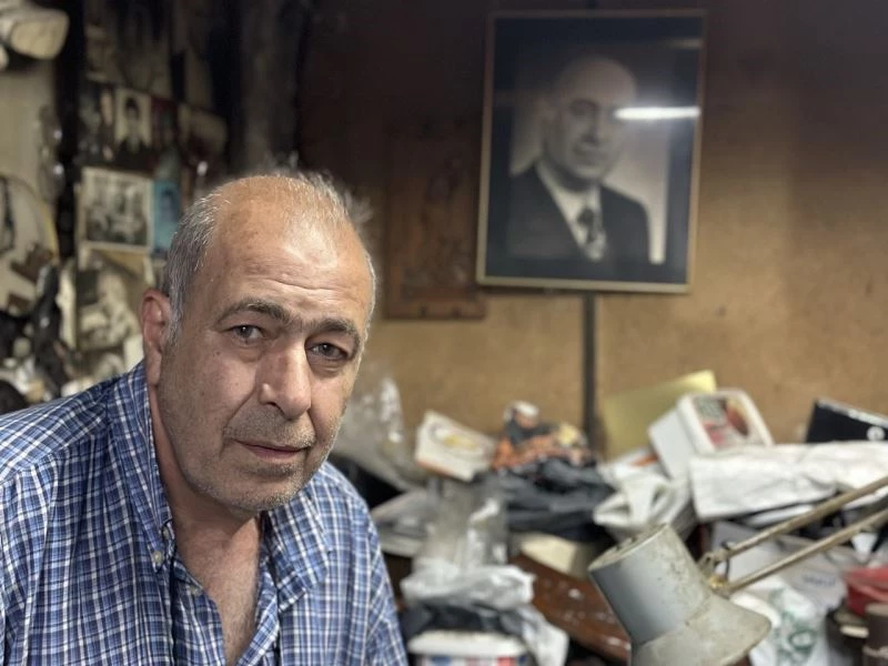 Kapalıçarşı’nın son hakkakı zamana direniyor
