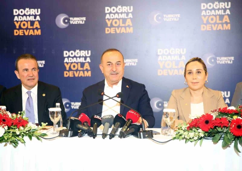Bakan Çavuşoğlu’ndan Tekirdağ Belediyesine çok sert depremzede tepkisi
