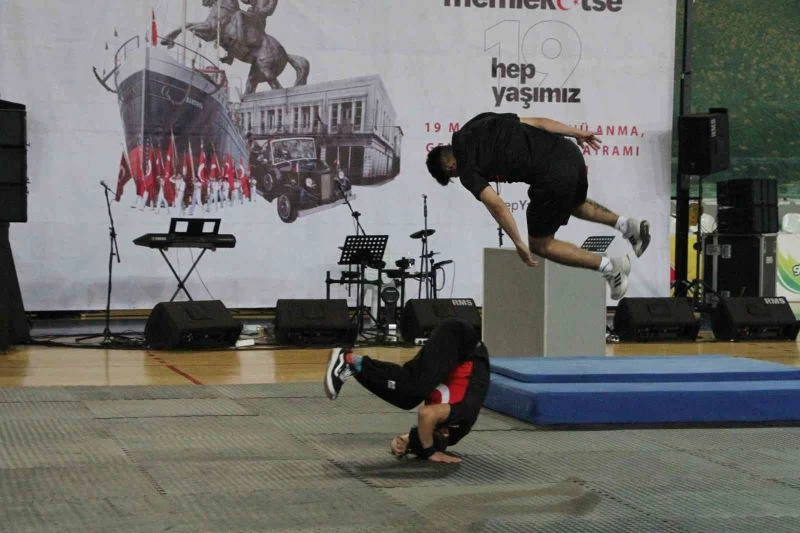 Rize’de 19 Mayıs Atatürk’ü Anma Gençlik ve Spor Bayramı coşkuyla kutlandı
