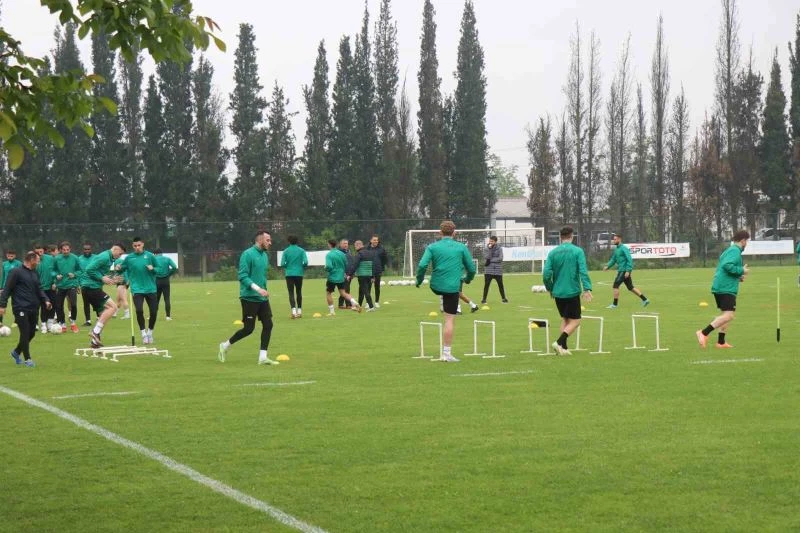 Taner Taşkın: “Play-Off maçlarının avantajı ve dezavantajı kesinlikle olmuyor”
