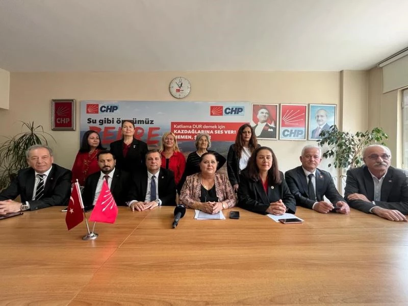 Depremzede paylaşımı CHP’li başkanı görevinden etti
