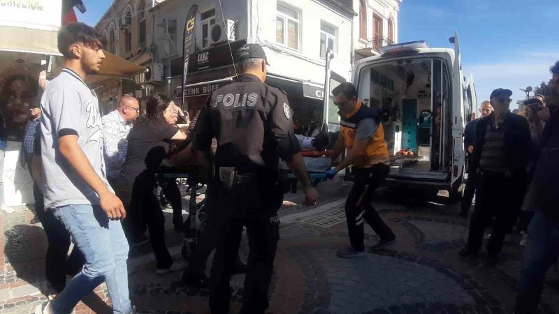 Edirne’de Yeşil Sol Parti standına saldırı: Yaralı ve gözaltılar var
