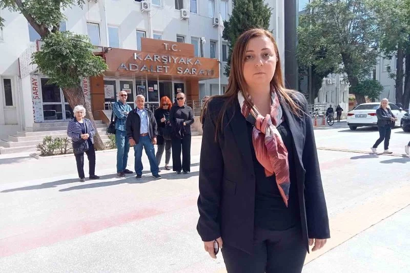 Kazada annesini kaybeden AK Partili milletvekili adayından İzmir Büyükşehire üst geçit tepkisi
