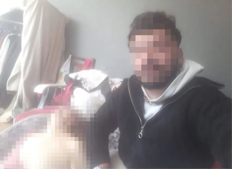 Cesedin başında selfi çekmişti, ölüm sebebi belli oldu
