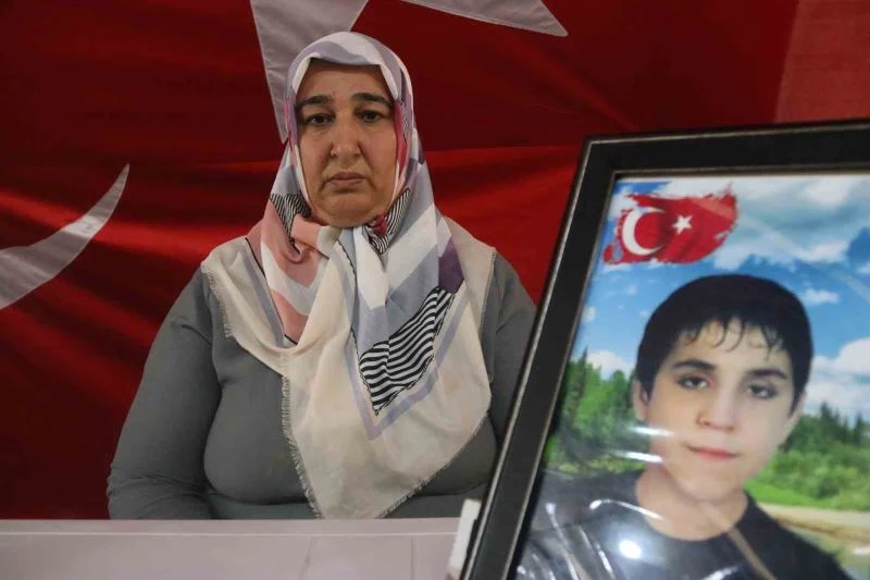 Evlat nöbetindeki anne: 