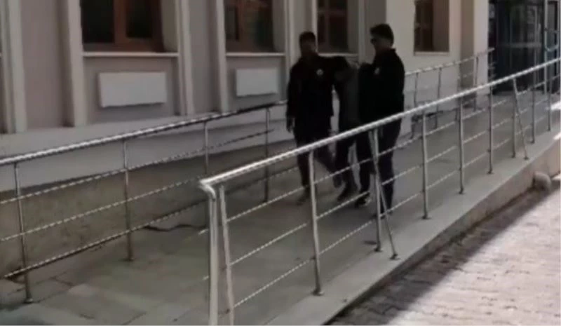 Etliekmekçide 2 kişiyi yaralayan şüpheliler yakalanmamak için 3 araç değiştirmiş
