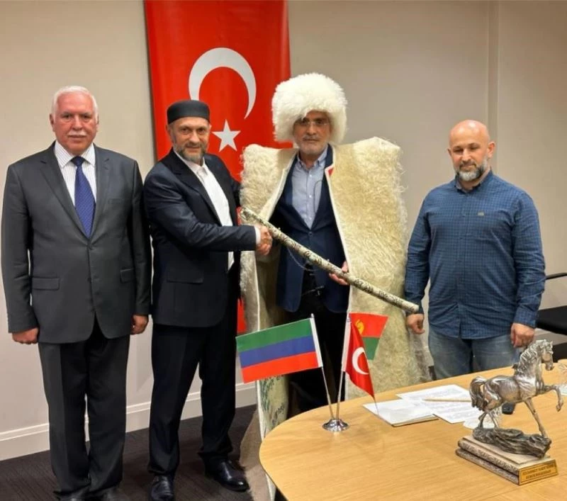 Yalçın Topçu: “Kumuk soydaşlarımız Kafkasya’nın ve Rusya Federasyonu’nun ekonomik, sosyal, siyasi ve kültürel hayatında çok önemli bir yere sahip