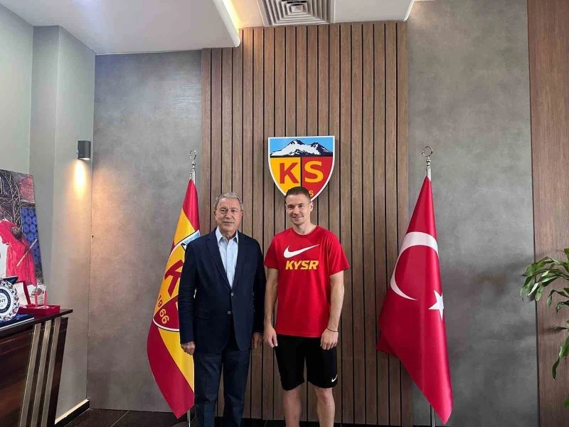 Bakan Akar’dan Kayserispor’un Yunan stoperine büyük sürpriz
