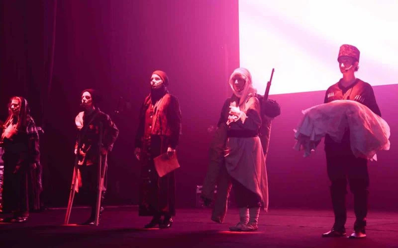 Kahramanlıkları ile tarihte iz bırakan Türk kadınları Kütahya’da anıldı
