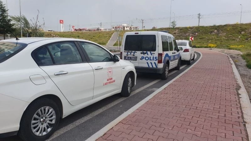 Asansör beklerken kalp krizi geçiren şahıs hayatını kaybetti