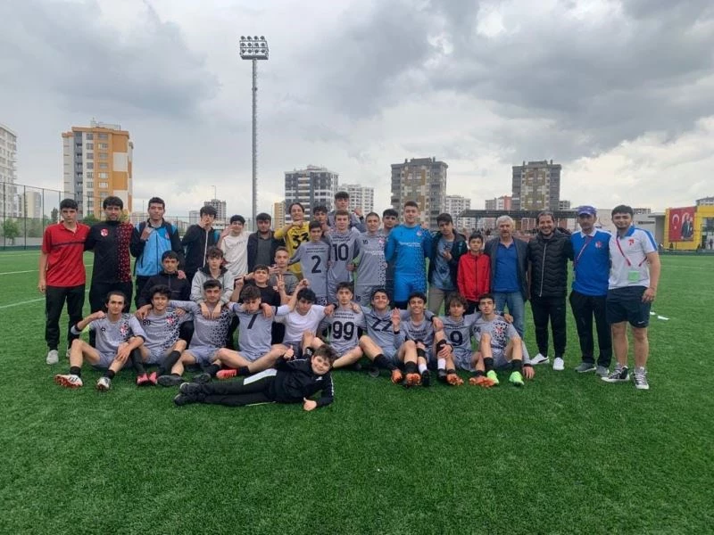 Kayseri U17 Liginde Play-Off heyecanı
