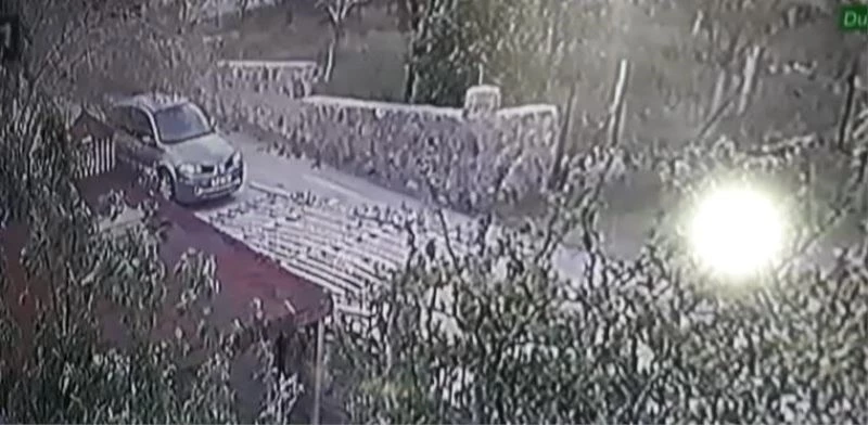 Yaşlı kadının 10 bin TL’sinin çalan bohçacı hırsızlar kayıplara karıştı
