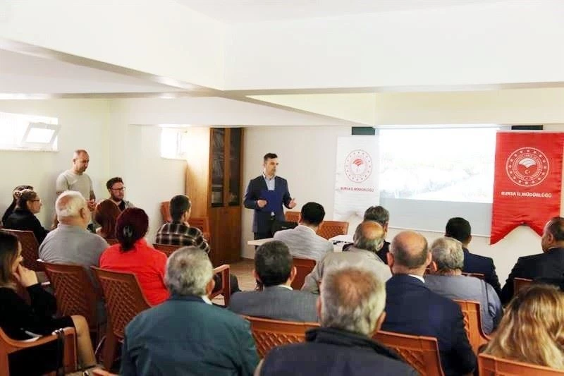 Çiftçilere zeytin üretimi ve kalitesinin artırılması eğitimi
