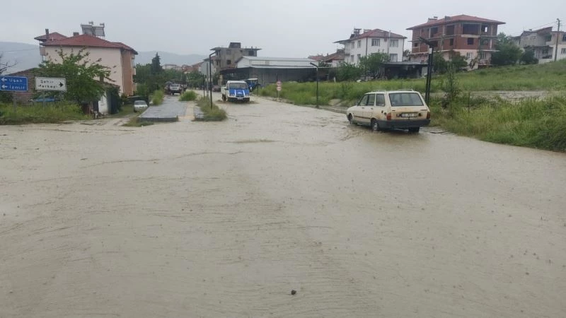 MASKİ ekipleri yaşanabilecek büyük sorunların önüne geçti
