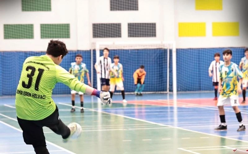 Futsalın yıldızları final bileti için sahaya çıkıyor
