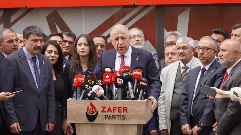 Zafer Partisi Genel Başkanı Özdağ: “(Kılıçdaroğlu’na destek) Nihayetlenmesi için yüz yüze bazı görüşmeler yapılması gerekiyor”
