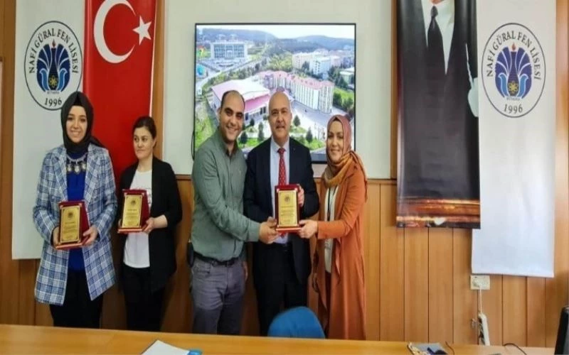 Kütahya Nafi Güral Fen Lisesinde Kümatfen Olimpiyatları ödül töreni
