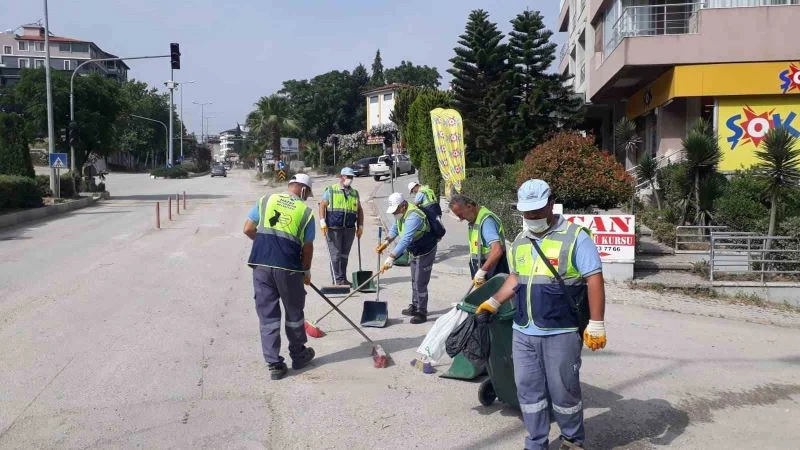 Hatay Büyükşehir Belediyesi’nin temizlik çalışmaları il genelinde devam ediyor
