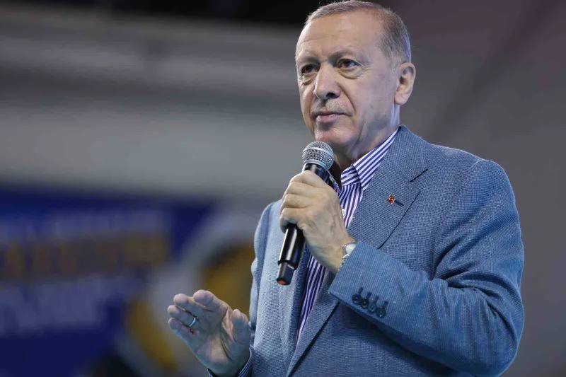 Cumhurbaşkanı Erdoğan “ Milletimiz iktidara giden yolu, milli irade yerine Kandil’de ve Pensilvanya’da arayanlara kırmızı kart göstermiştir”
