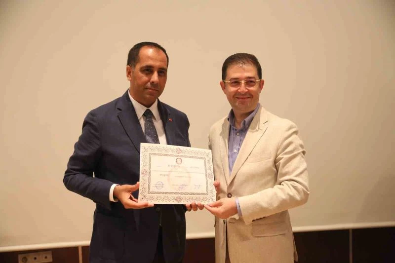 Mersin’de Cumhur İttifakı milletvekilleri mazbatalarını aldı
