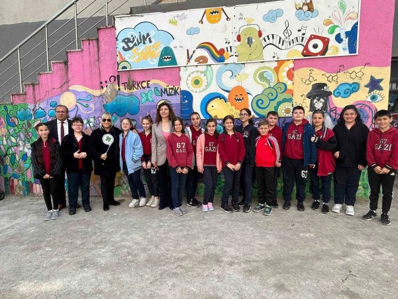 İngilizceyi öğrenmek için seferber oldular
