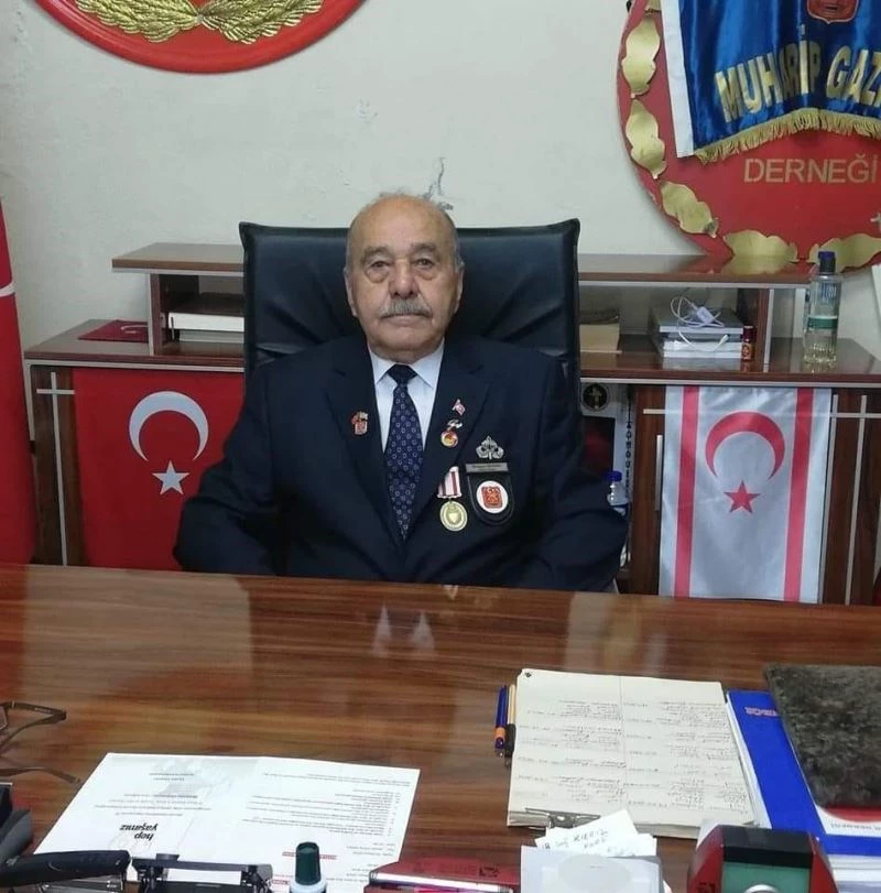 Çorap içinde 5 bin 600 lirasını kaybetti, çorabın diğer eşini göstererek parayı geri aldı
