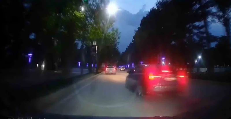 Elazığ’da makas atan sürücü kameraya yansıdı
