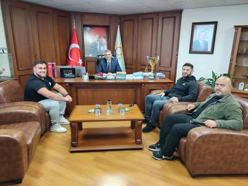 Gölcük’ün gururu oldu
