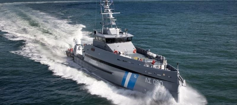 Mikonos Adası açıklarında göçmen botu battı: 3 ölü, 12 kayıp
