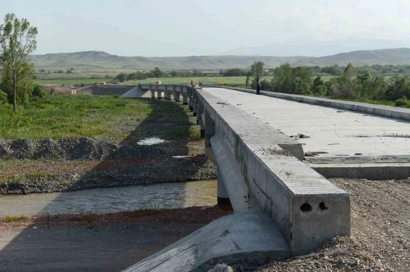 Türkiye ile Azerbaycan’ı birbirine bağlayacak Zengezur Koridoru’nda sona doğru
