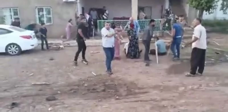 Mardin’de bir kişinin öldüğü kavganın dehşete düşüren yeni görüntüleri ortaya çıktı

