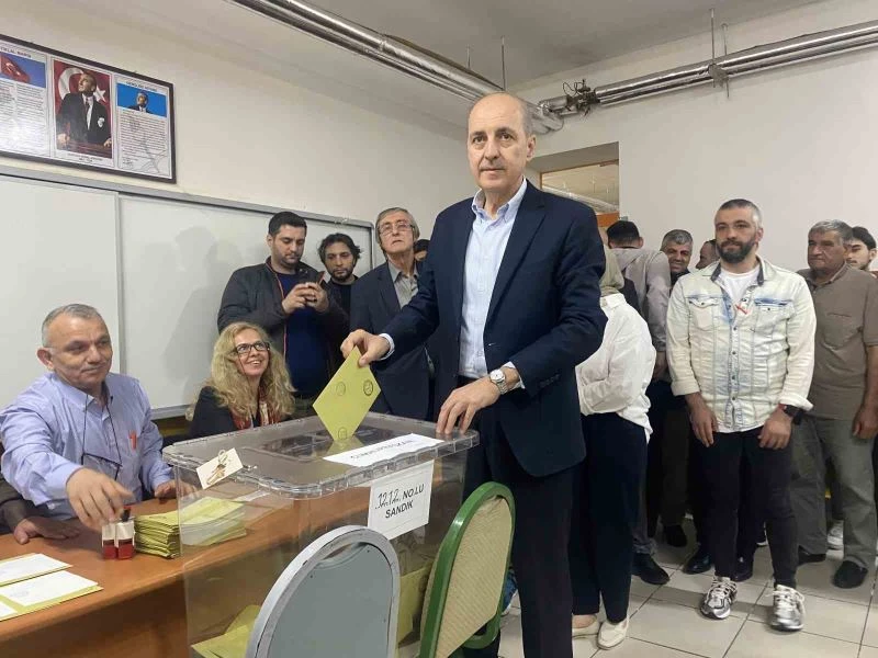 AK Parti Genel Başkanvekili Numan Kurtulmuş oyunu kullandı
