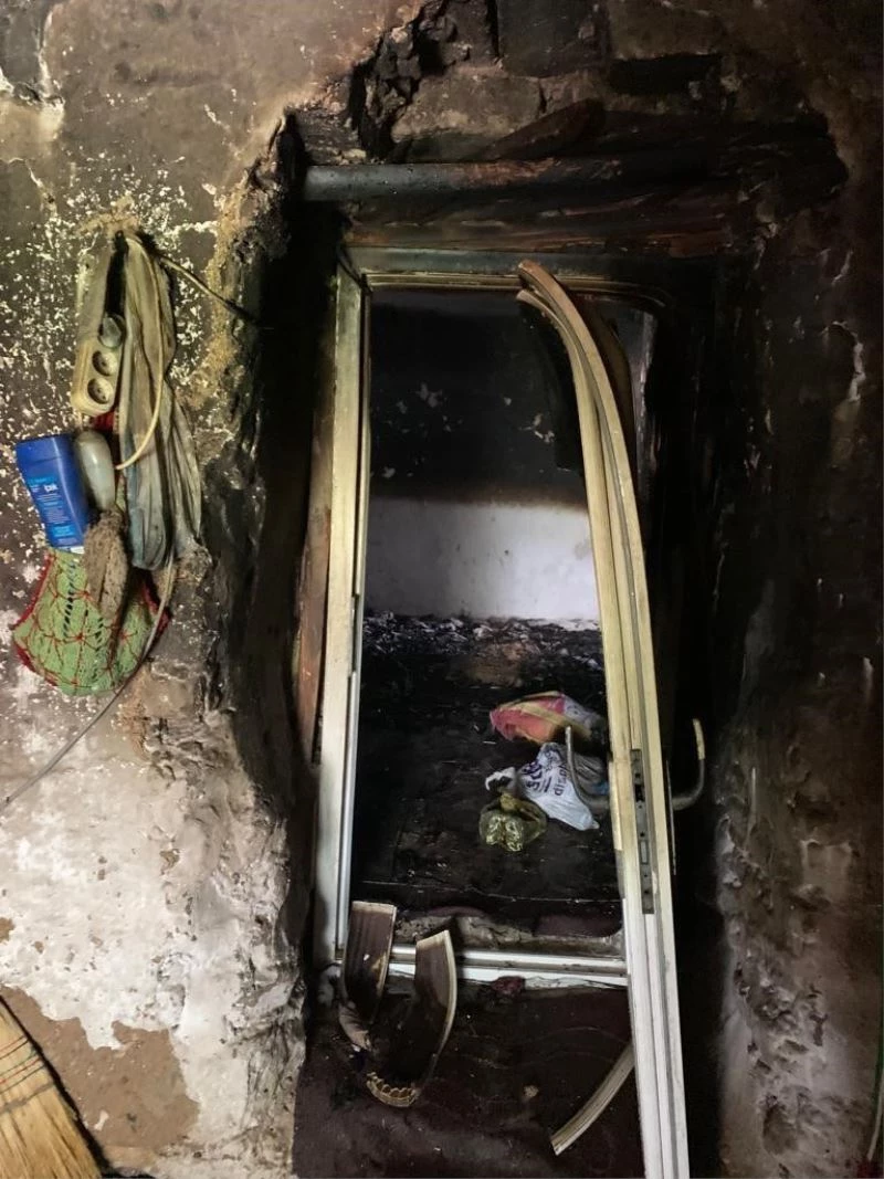 Van’da ev yangını
