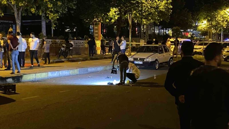 Diyarbakır’da alkolü grup paçacıda olay çıkardı: 2 yaralı

