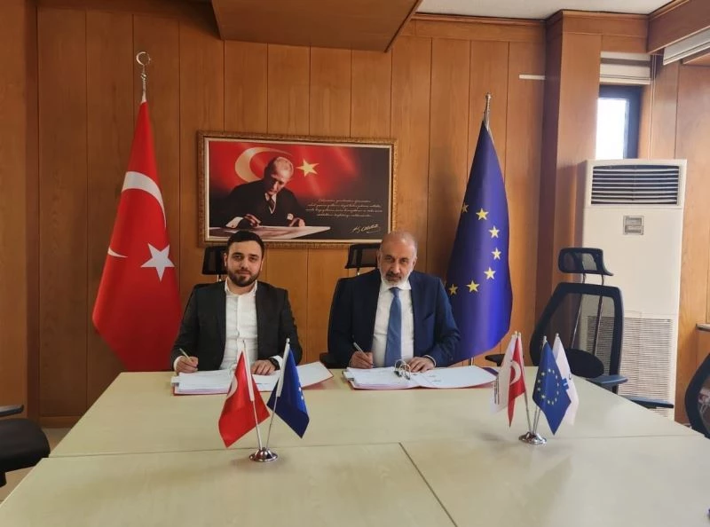 DTSO tasarımcı gençler yetiştirmeye devam ediyor
