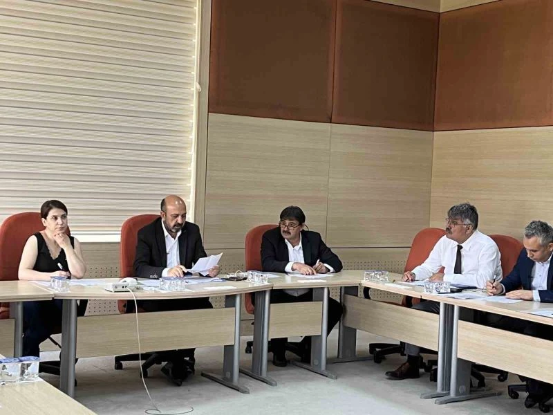 Tarsus Belediyesi’ne ait taşınmazların satışı gerçekleşti
