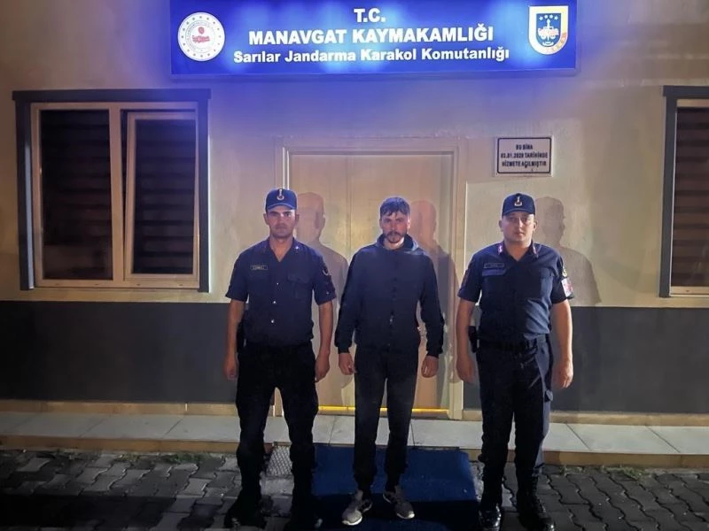 Domuzlardan kaçarken kaybolan Rus ormanda Jandarma tarafından bulundu
