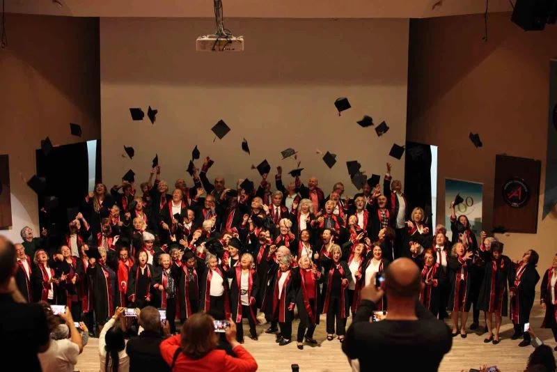 Tazelenme Üniversitesi’nden 82 öğrenci mezun oldu
