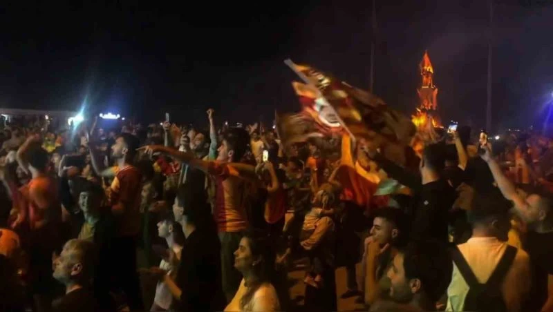 Hatay İskenderun’da Galatasaray’ın şampiyonluk coşkusu
