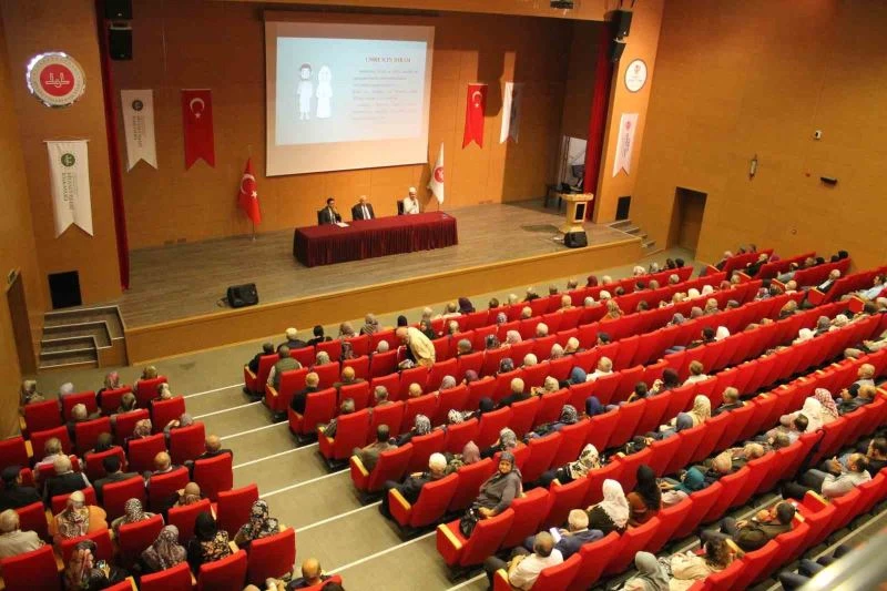 Aydın’da 2023 yılı hac semineri gerçekleştirildi
