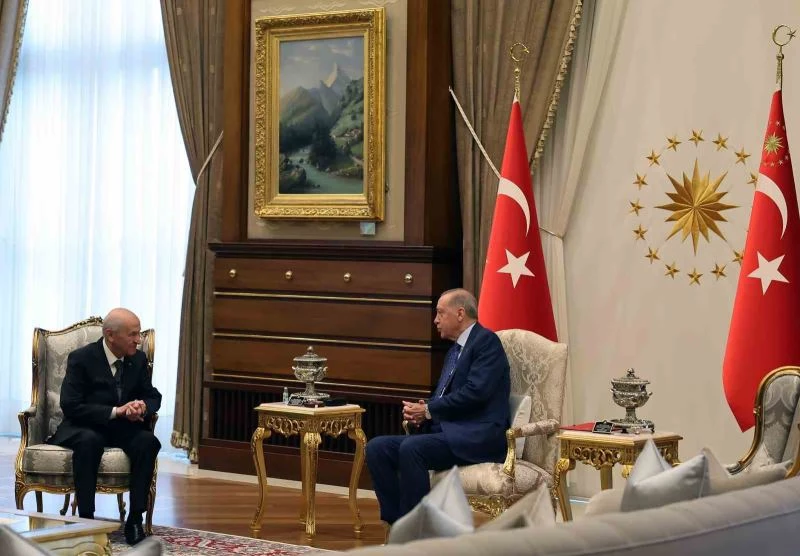 Cumhurbaşkanı Erdoğan, MHP Genel Başkanı Bahçeli’yi kabul etti
