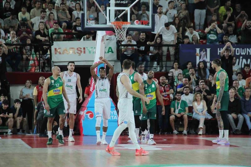 Pınar Karşıyaka yarı finalde
