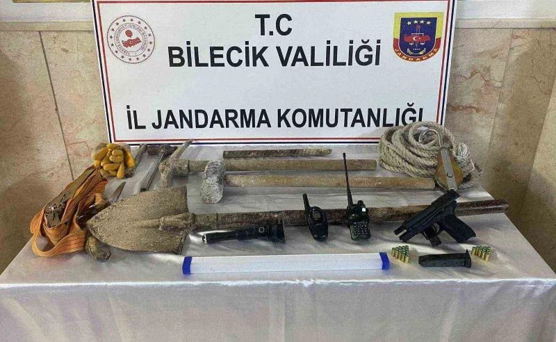 Bilecik’te kaçak kazı yapanlar suçüstü yakalandı
