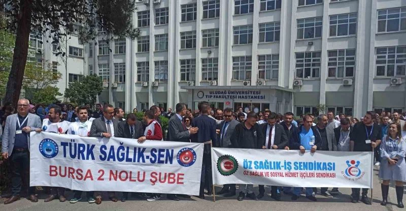 Sağlık çalışanları Profesör Biçer’e yapılan silahlı saldırıyı kınadı
