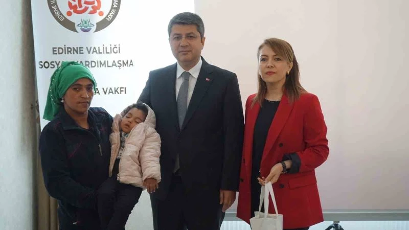 Edirne’de 32 Tip 1 diyabetli çocuğa ’Glikoz Ölçüm Cihazı’ dağıtıldı
