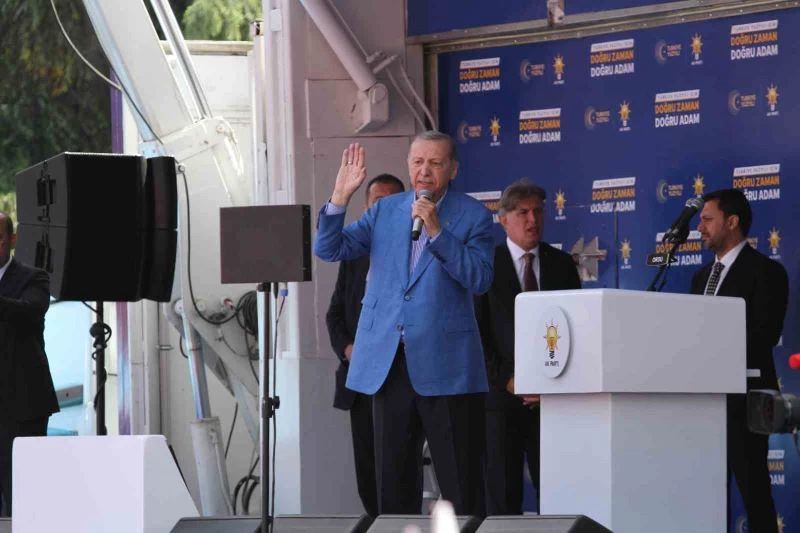 Cumhurbaşkanı Erdoğan: “Yüzlerce milyar dolar değerinde doğal gaz, onlarca milyar dolar değerinde petrol buluyoruz, bunlar karalar bağlıyor”
