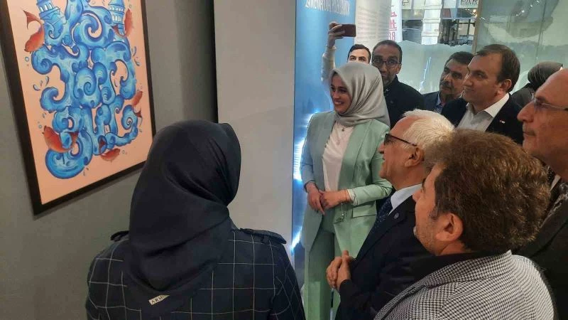 Uluslararası Poster Sergisi ’İstanbul’ temasıyla Beyoğlu’nda açıldı
