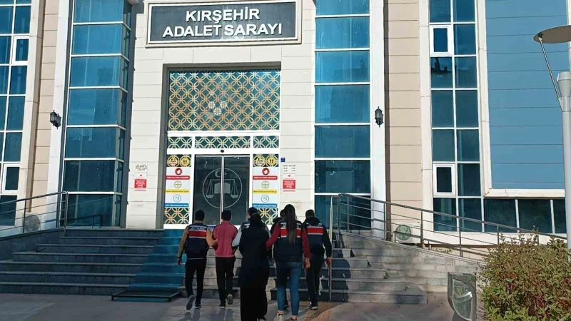 Eylem hazırlığında olan DEAŞ’lı teröristler yakalandı
