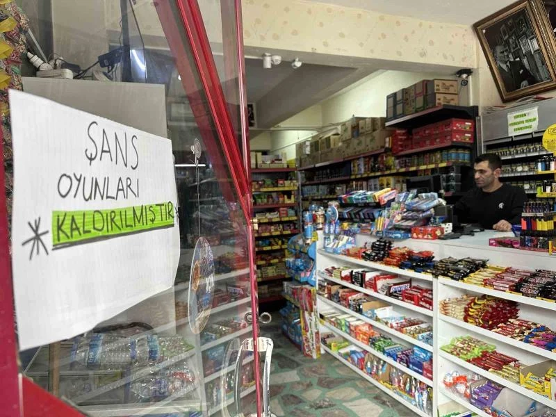  Çocuklarının rızkını kumara yatıranlara üzülen esnaf şans oyunlarını kaldırdı
